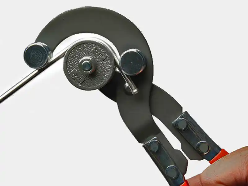 BRAKE PIPE BENGING PLIERS