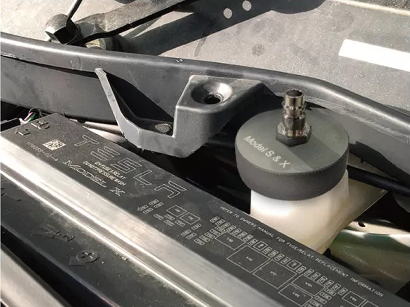 2PCS - BRAKE BLEEDING ADAPTOR SET