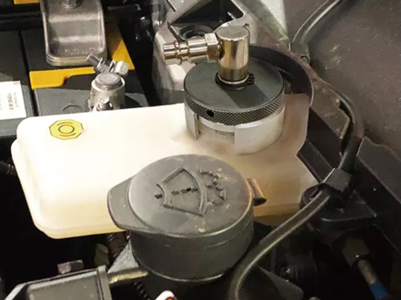 2PCS - BRAKE BLEEDING ADAPTOR SET